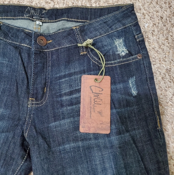 Jeans - Picture 3 of 4